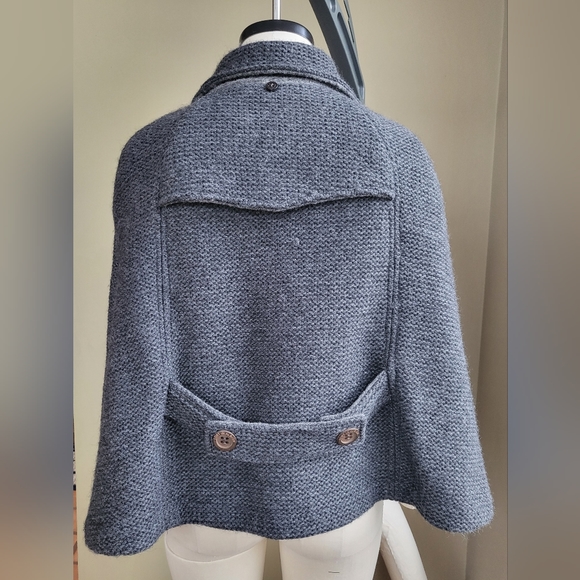 Lost In Albion wool cape coat New without Tag - Picture 4 of 8